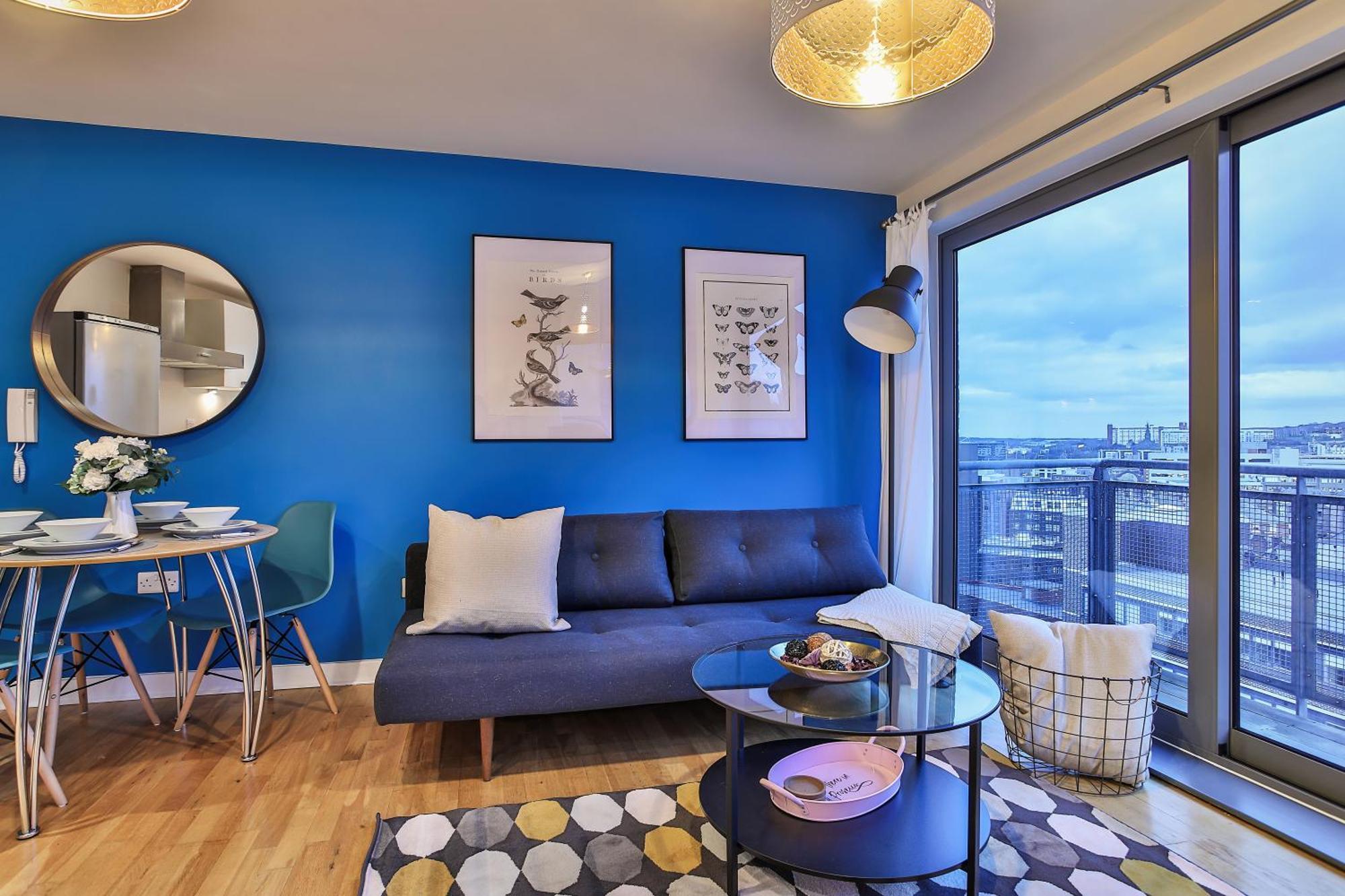 Skyview By Noknokstay - Centre With Parking - Group, Family, Business Apartment