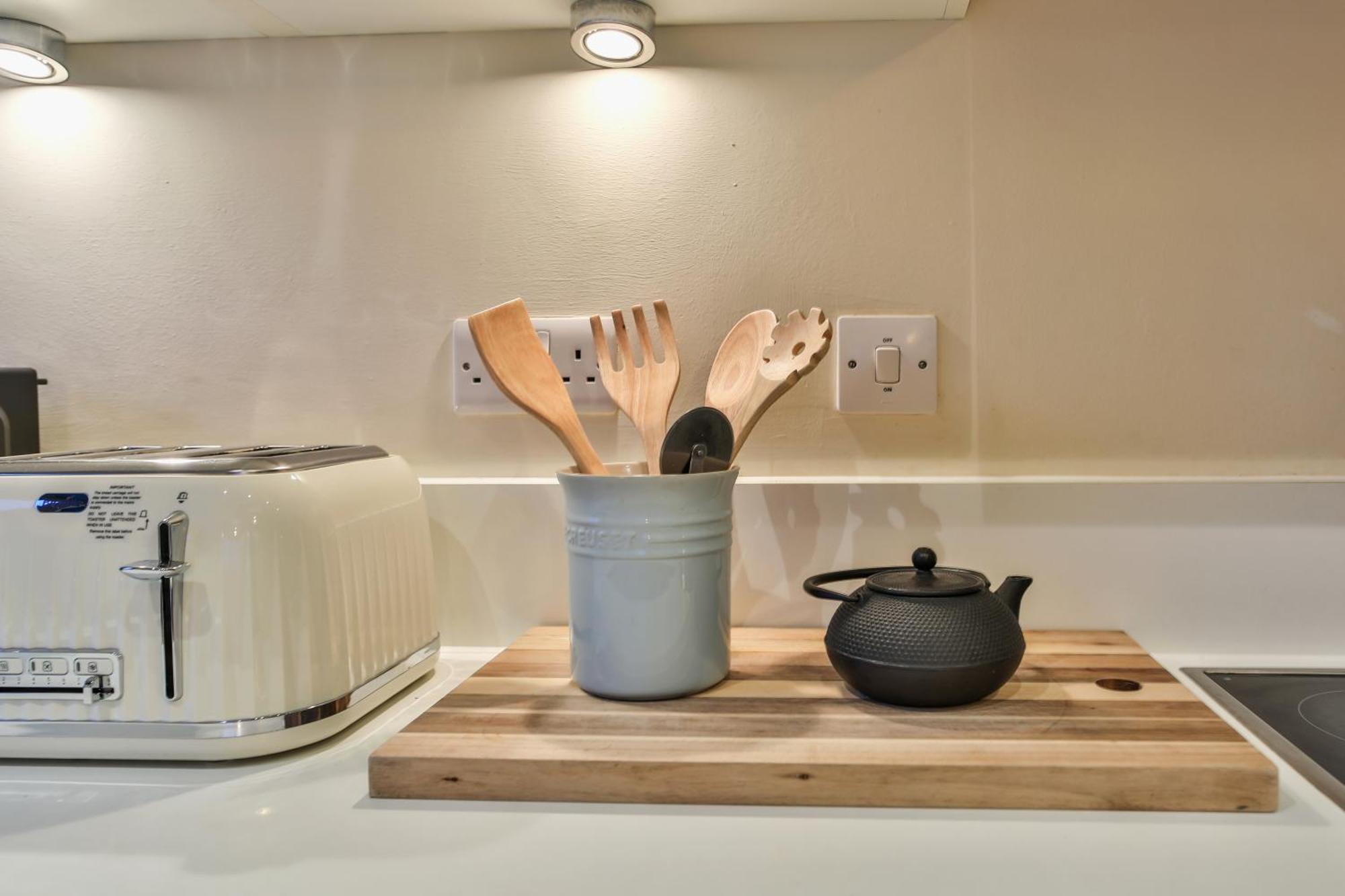 Apartment Skyview By Noknokstay - Centre With Parking - Group, Family, Business Sheffield